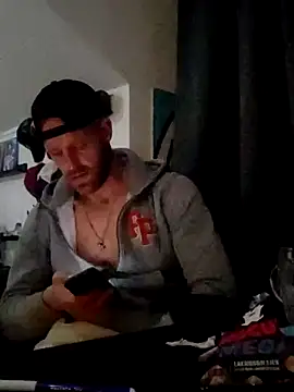 Snapshot of eltoulou chatting on 30, 1, 2025 eltoulou online show from 30, 1, 2025