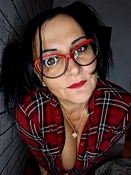 Snapshot of anaaamariaaaa chatting on 16, 10, 2025 anaaamariaaaa online show from 16, 10, 2025