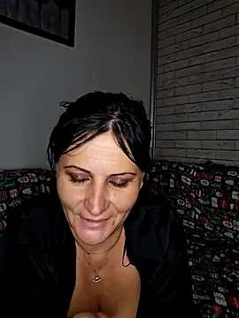 Snapshot of anaaamariaaaa chatting on 4, 11, 2025 anaaamariaaaa online show from 4, 11, 2025