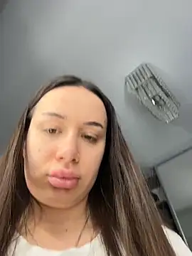 deliaroyal online show from 6, 2, 2026