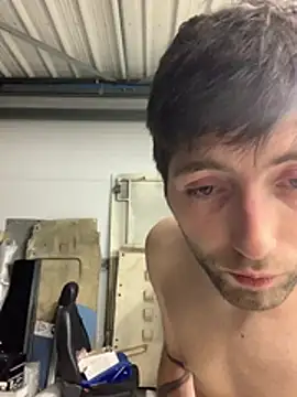 GuillaumebeauZizi online show from 12, 2, 2026