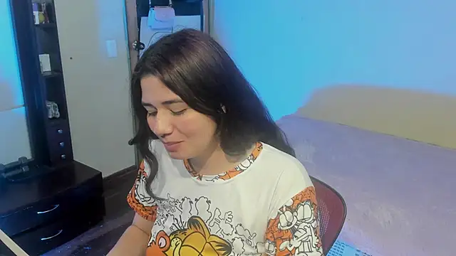 Amywhitexxxd online show from 6, 1, 2025