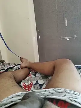 Snapshot of Ashish02345 chatting on 6, 11, 2025 Ashish02345 online show from 6, 11, 2025