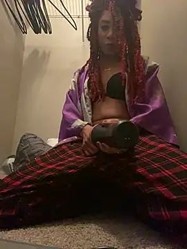 Snapshot of CaramelDipper chatting on 26, 1, 2025 CaramelDipper online show from 26, 1, 2025