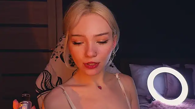 Snapshot of SandraBoyl chatting on 24, 1, 2025 SandraBoyl online show from 24, 1, 2025