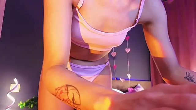 Snapshot of SandraBoyl chatting on 22, 2, 2025 SandraBoyl online show from 22, 2, 2025