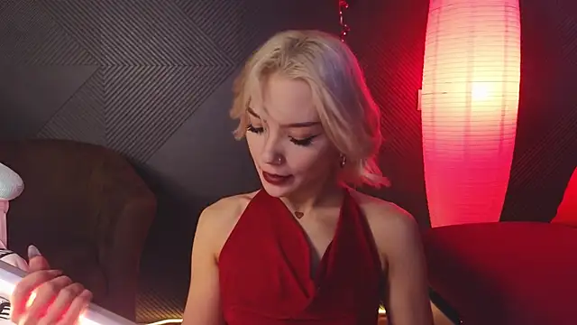 Snapshot of SandraBoyl chatting on 25, 2, 2025 SandraBoyl online show from 25, 2, 2025