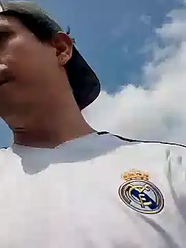 Snapshot of Rejy1992 chatting on 27, 1, 2025 Rejy1992 online show from 27, 1, 2025