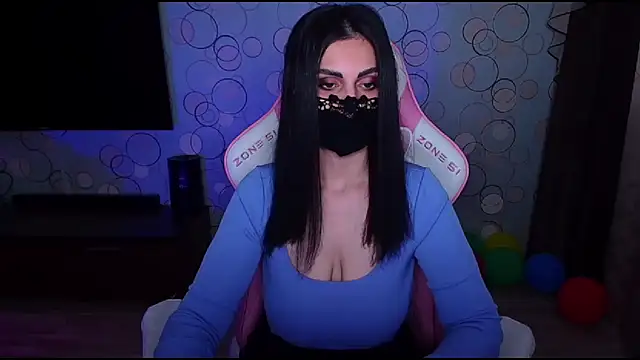   Yasmina   online show from 5, 4, 2026