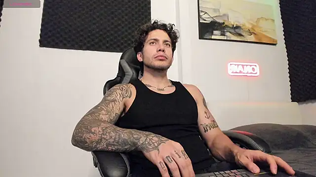 LucianSinclair online show from 5, 3, 2026