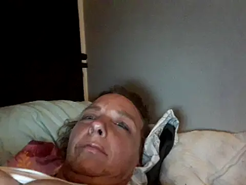 Everlyrose27 online show from 12, 1, 2025