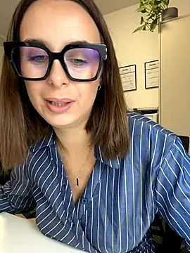 Hii Lolla online show from 26, 11, 2025