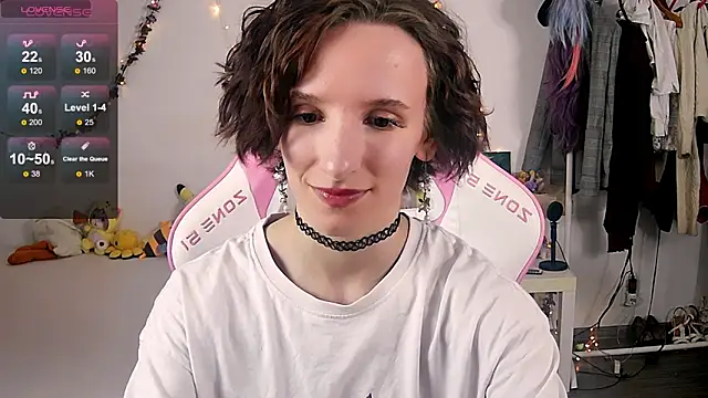 Snapshot of Violet_Veliya chatting on 30, 10, 2025 Violet Veliya online show from 30, 10, 2025