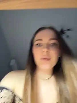 -SweetDi- online show from 14, 4, 2026