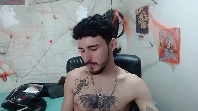 Snapshot of DmitriSanders chatting on 3, 12, 2024 DmitriSanders online show from 3, 12, 2024