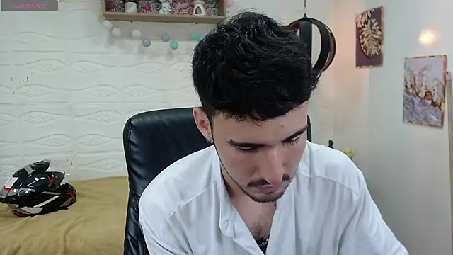 Snapshot of DmitriSanders chatting on 11, 2, 2025 DmitriSanders online show from 11, 2, 2025