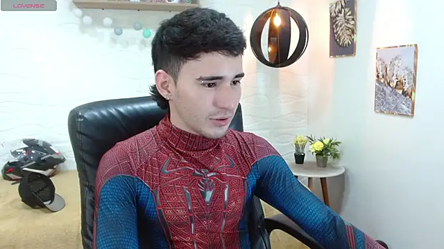 Snapshot of DmitriSanders chatting on 13, 3, 2025 DmitriSanders online show from 13, 3, 2025