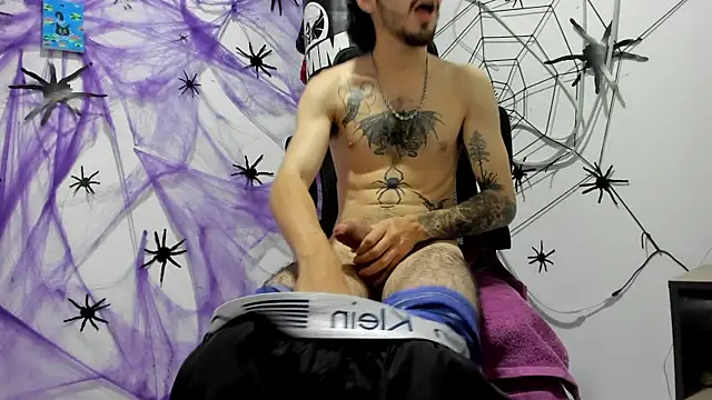 Snapshot of DmitriSanders chatting on 6, 1, 2026 DmitriSanders online show from 6, 1, 2026