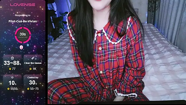  Viviann  online show from 23, 12, 2024