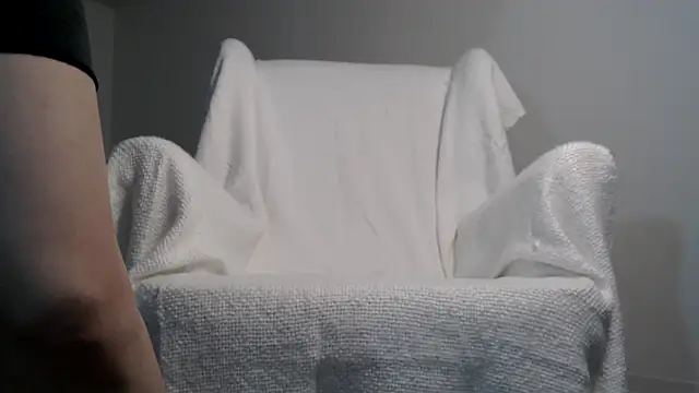 Snapshot of Lily_0000 chatting on 12, 12, 2024 Lily 0000 online show from 12, 12, 2024