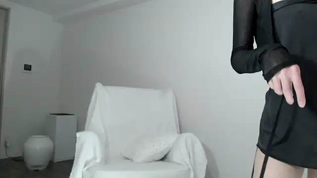 Snapshot of Lily_0000 chatting on 12, 3, 2025 Lily 0000 online show from 12, 3, 2025