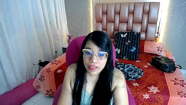 KEYRA-MILLER- online show from 30, 1, 2025