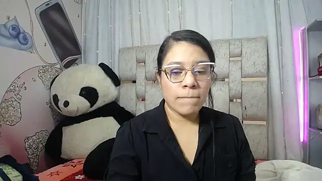 KEYRA-MILLER- online show from 3, 12, 2025