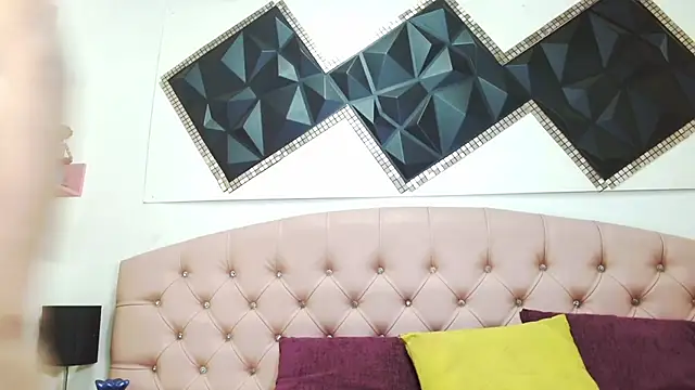 andrea safeira doll online show from 8, 3, 2026