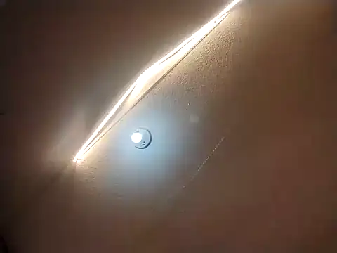 Snapshot of johnloonng chatting on 6, 1, 2025 johnloonng online show from 6, 1, 2025