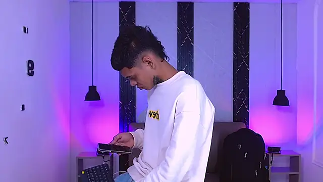 Damar fhelipe online show from 17, 10, 2025