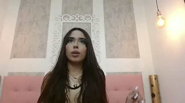 Cloeandtyfanny online show from 3, 3, 2025