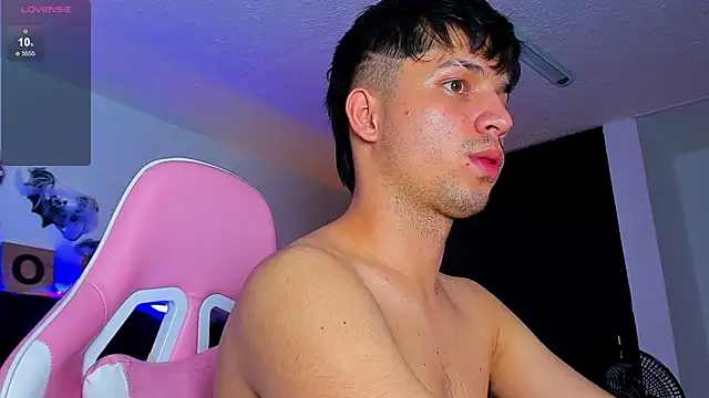 Issac james  online show from 28, 10, 2025