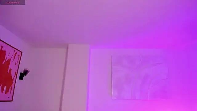 PaulinaSantos  online show from 17, 12, 2025