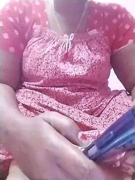 Snapshot of Tamilpriya46 chatting on 19, 12, 2024 Tamilpriya46 online show from 19, 12, 2024