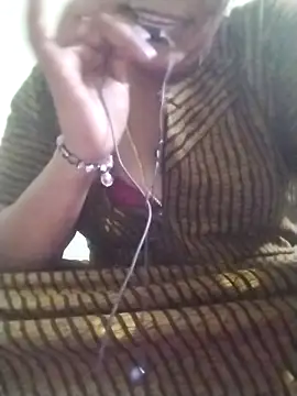 Snapshot of Tamilpriya46 chatting on 21, 3, 2025 Tamilpriya46 online show from 21, 3, 2025