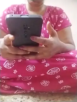 Snapshot of Tamilpriya46 chatting on 16, 9, 2025 Tamilpriya46 online show from 16, 9, 2025