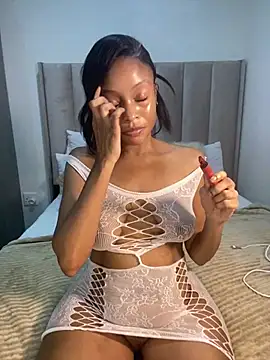 Snapshot of SexyDee025 chatting on 30, 12, 2024 SexyDee025 online show from 30, 12, 2024