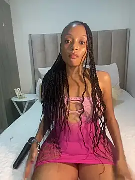 Snapshot of SexyDee025 chatting on 7, 1, 2025 SexyDee025 online show from 7, 1, 2025