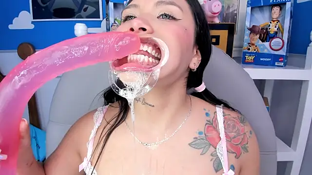 Snapshot of miss_keisi chatting on 28, 1, 2025 miss keisi online show from 28, 1, 2025