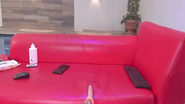 Maximo   online show from 2, 10, 2025