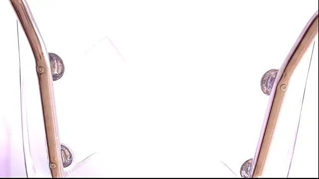 nicole valencia  online show from 4, 1, 2025