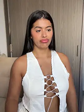 Snapshot of MelissaWaltton chatting on 26, 11, 2025 MelissaWaltton online show from 26, 11, 2025