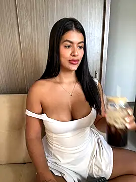 MelissaWaltton online show from 22, 12, 2025