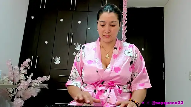 Soyqueen online show from 23, 1, 2025