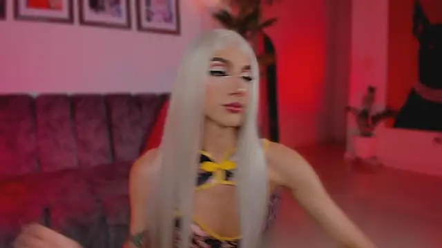 Taylor  foxxx online show from 27, 3, 2026