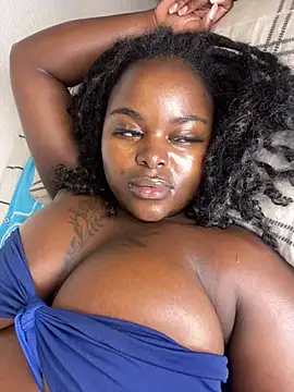 Honeycoco0211 online show from 13, 3, 2025