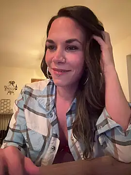 Lady Knaller online show from 6, 3, 2026