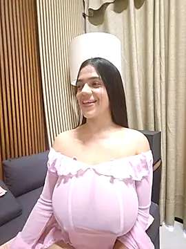 Deisy Torres online show from 15, 9, 2025