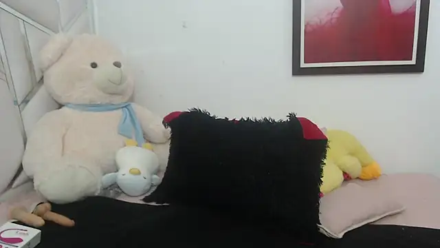 celestesouzalatin online show from 12, 1, 2025