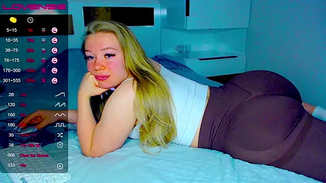 kitti kaattt online show from 26, 11, 2025